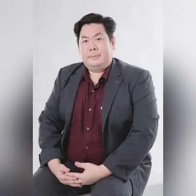 余航静